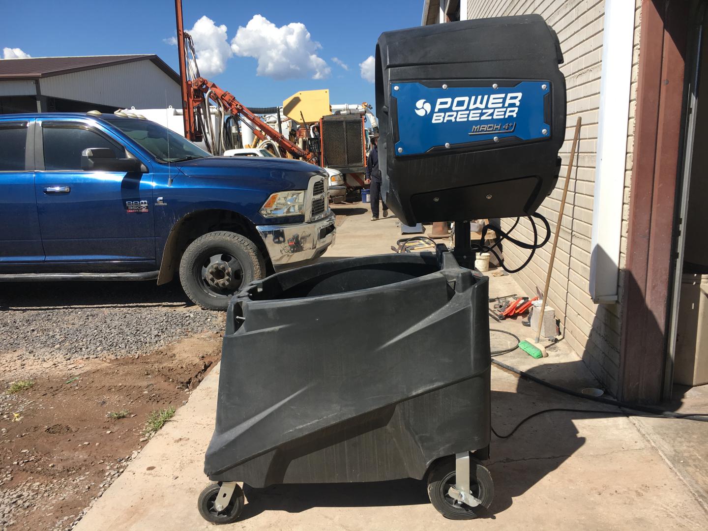 ./imagenes/INVOICE/2019/17114/AIRE ACONDICIONADO POWER BREEZER PB10-A-06-B (2).JPG